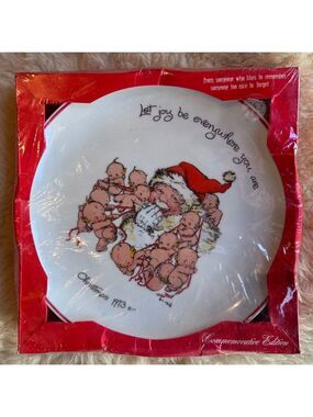 Vintage Christmas Commemorative Kewpie Doll Santa Claus Collectors Plate 1973